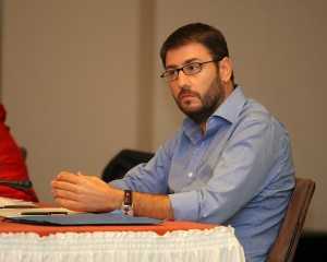 nikos androulakis