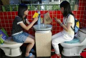 toilet-themed restaurant