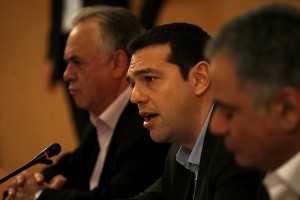 ΣΥΝΕΝΤΕΥΞΗ ΤΥΠΟΥ  ΣΥΡΙΖΑ  ΑΛΕΞΗ ΤΣΙΠΡΑ ΑΛΕΞΗΣ ΤΣΙΠΡΑΣ ΞΕΝΟΔΟΧΕΙΟ ΤΙΤΑΝΙΑ