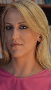rena dourou