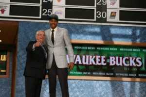 giannis-antetokounmpo1-570
