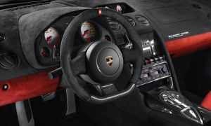 Lamborghini LP 570-4 Squadra Corse 3