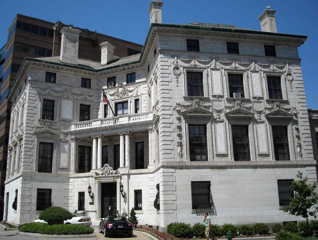 Washington_Club