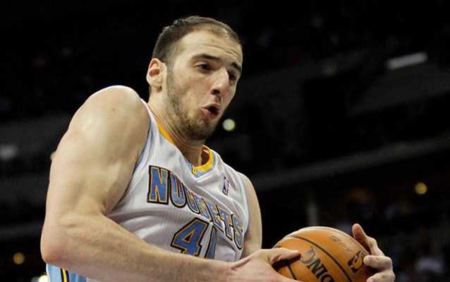 nba-kostas-koufos-ntenber-nagkets