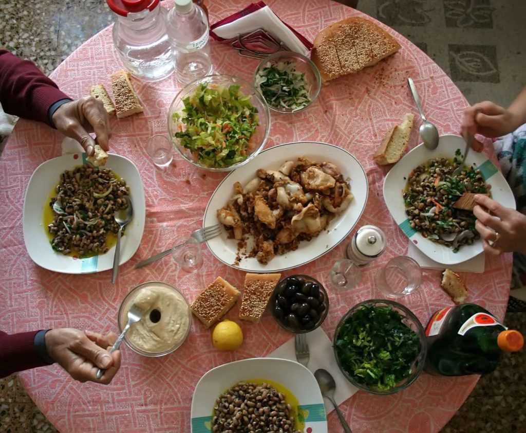 sarakostil