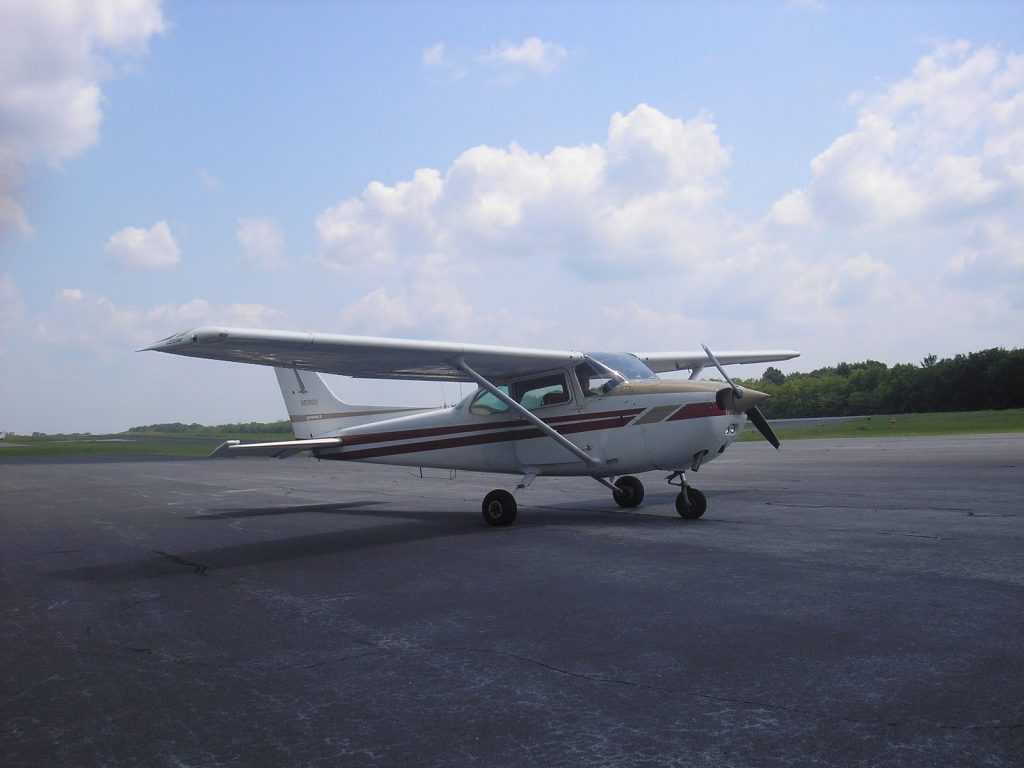 uruguay-airplane