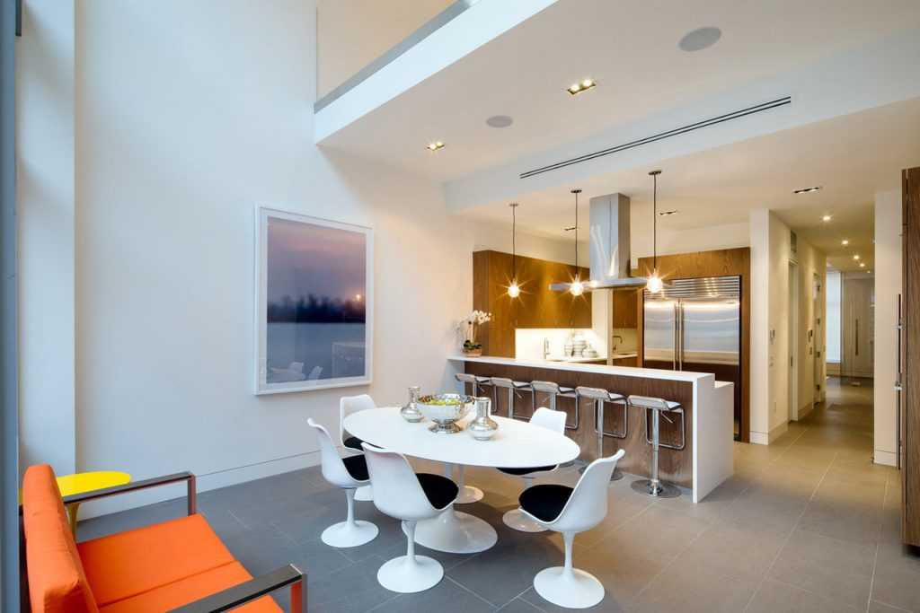 New-York-City-Townhouse-by-Turett-Architects-pendant-lights