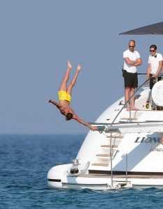 ronaldo-diving_0