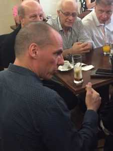 varoufakis-kafeneio-1