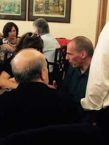 varoufakis-kafeneio-2