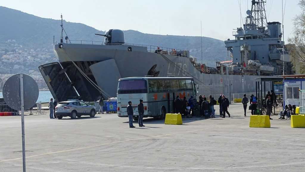 Αποτέλεσμα εικόνας για Αρματαγωγό πλοίο