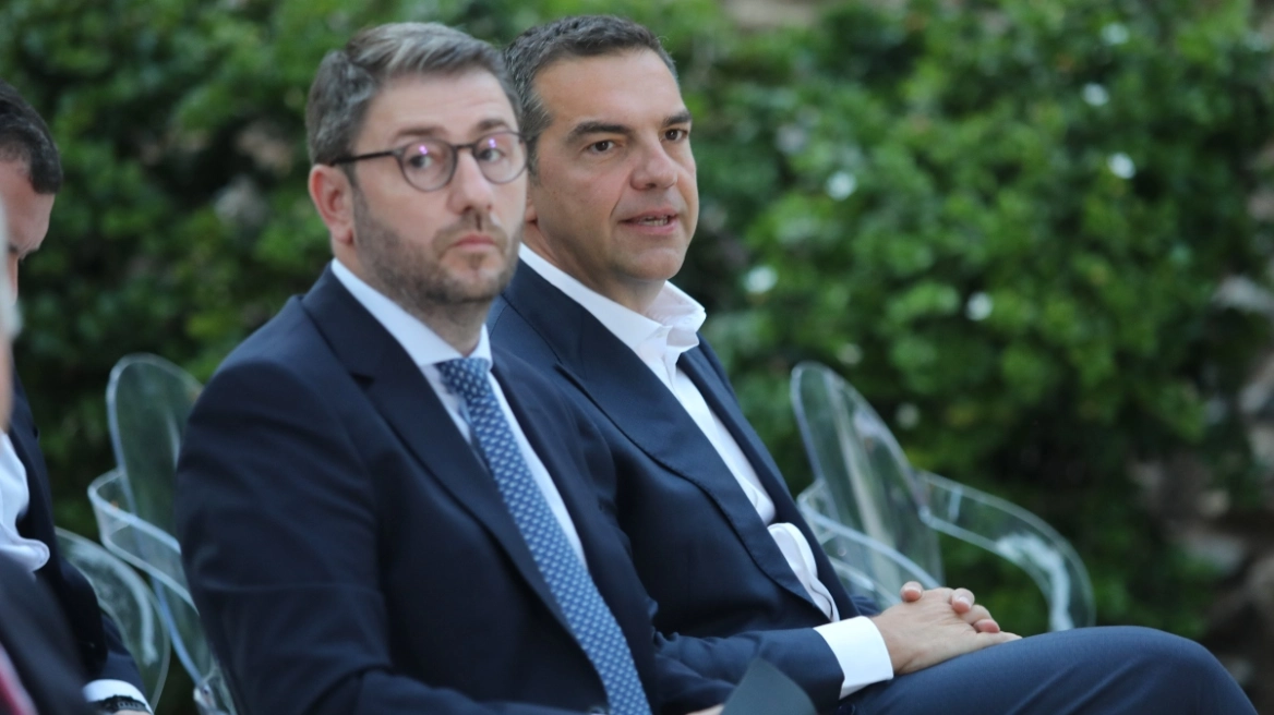 Αλέξης Τσίπρας και Νίκος Ανδρουλάκης βρέθηκαν στην αποφοίτηση της Σχολής Χιλλ – THE PAPER